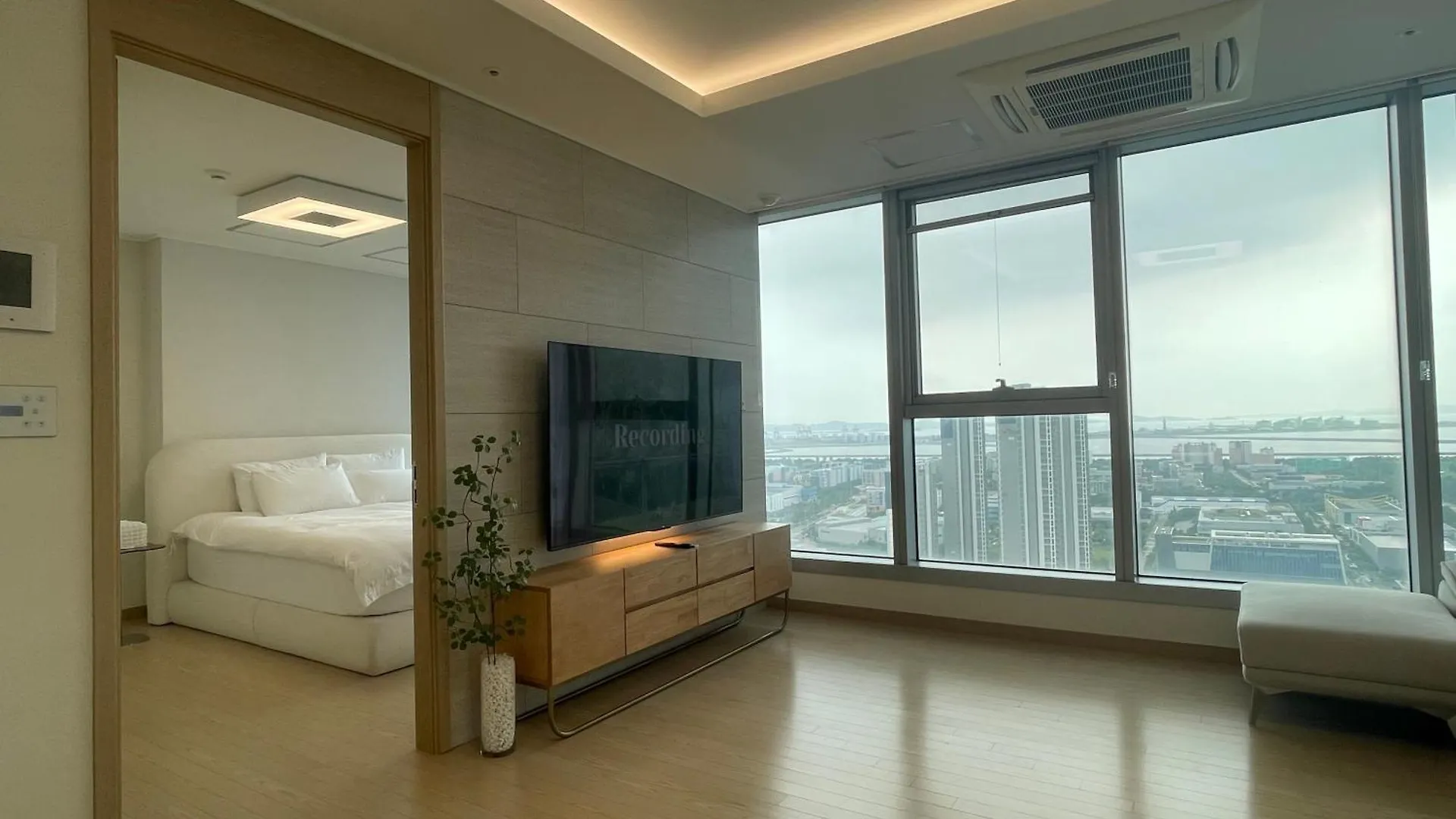 Otium Apartment Incheon